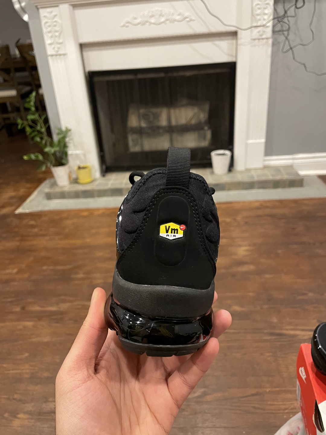 Nike Air Vapormax Plus Size 9.5 - photo 4