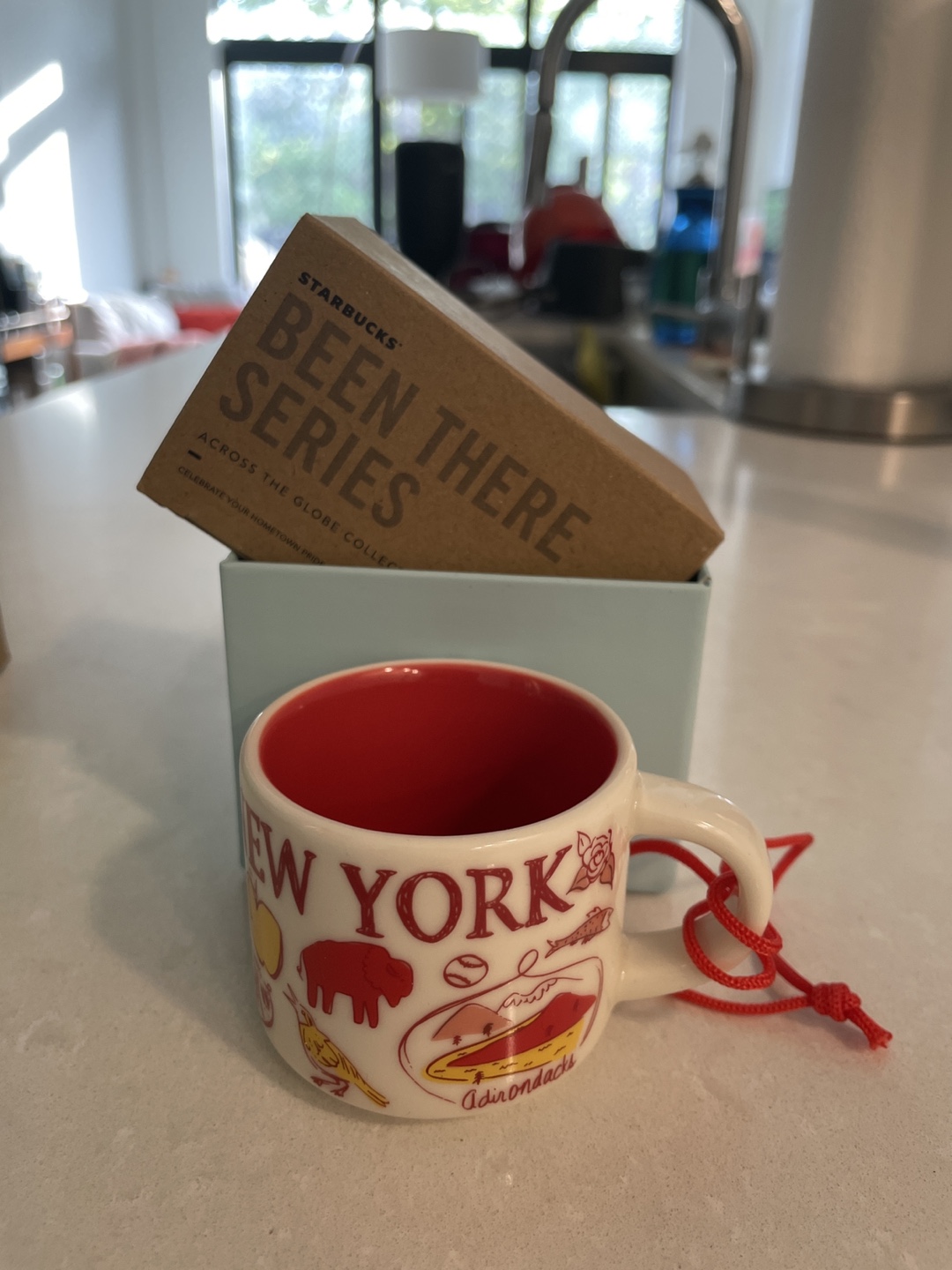 Starbucks Ornament Collection - Cambodia & New York - photo 2