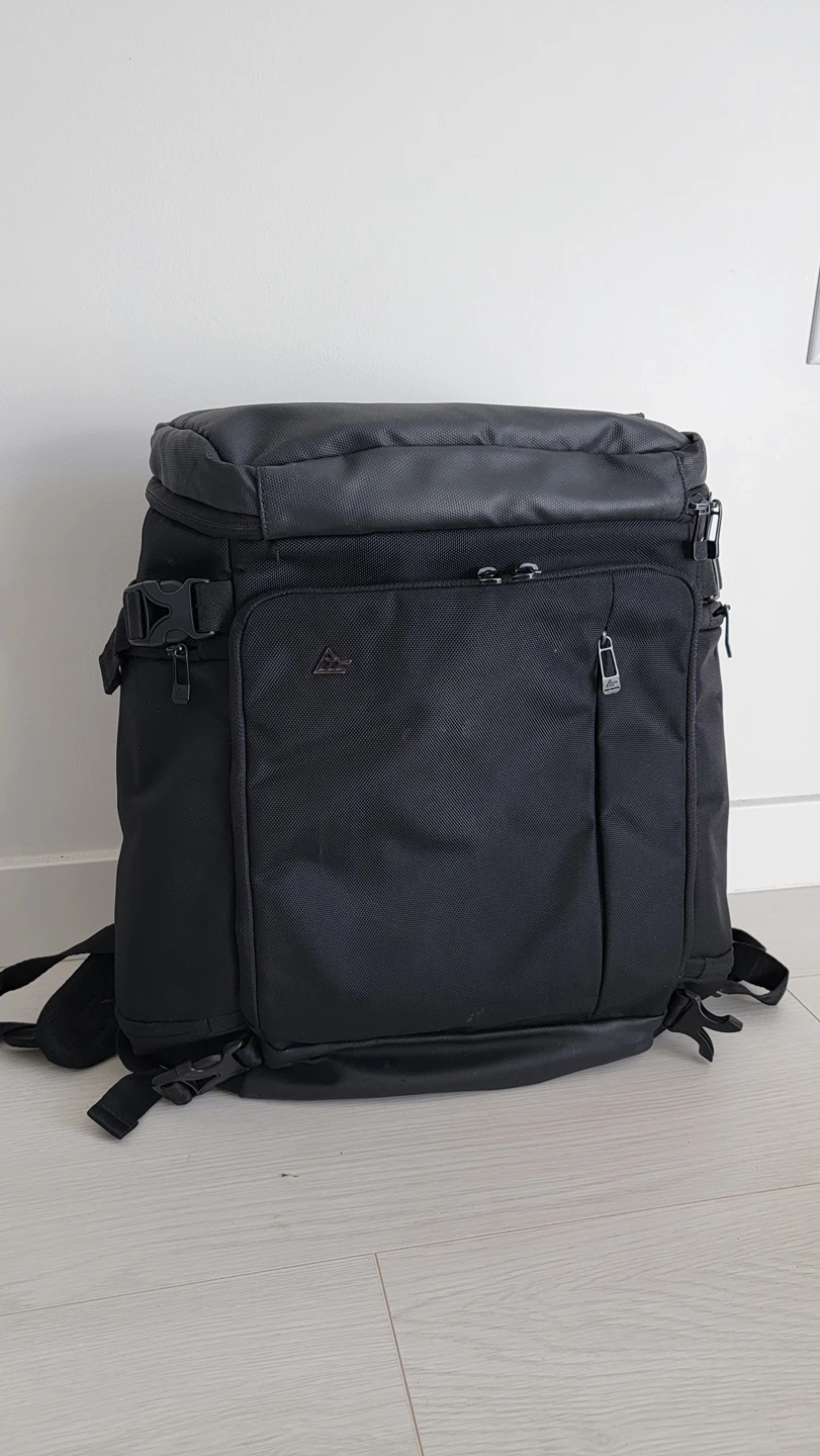 Large capacity bag pack ->$15 thumbnail