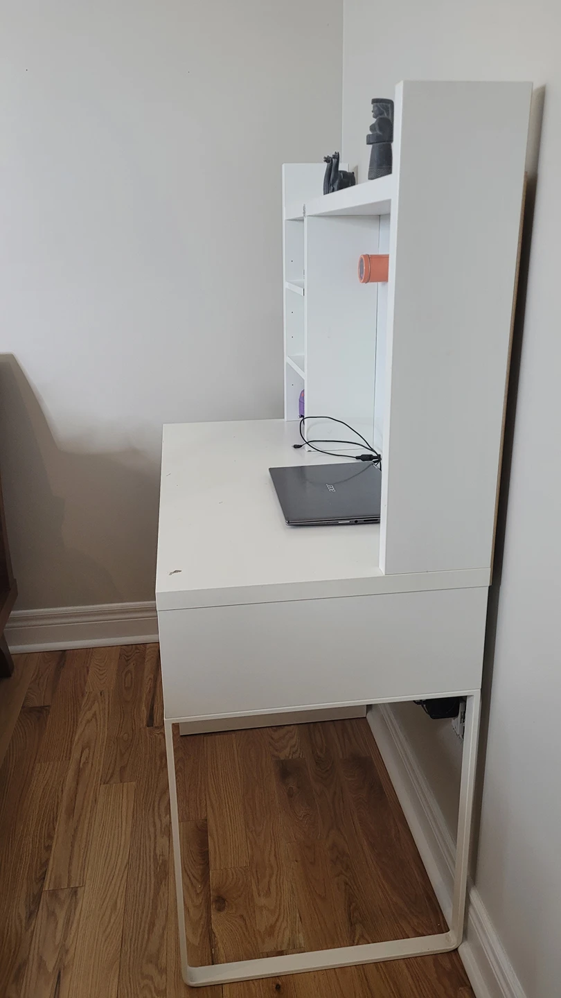 Ikea desk - photo 3