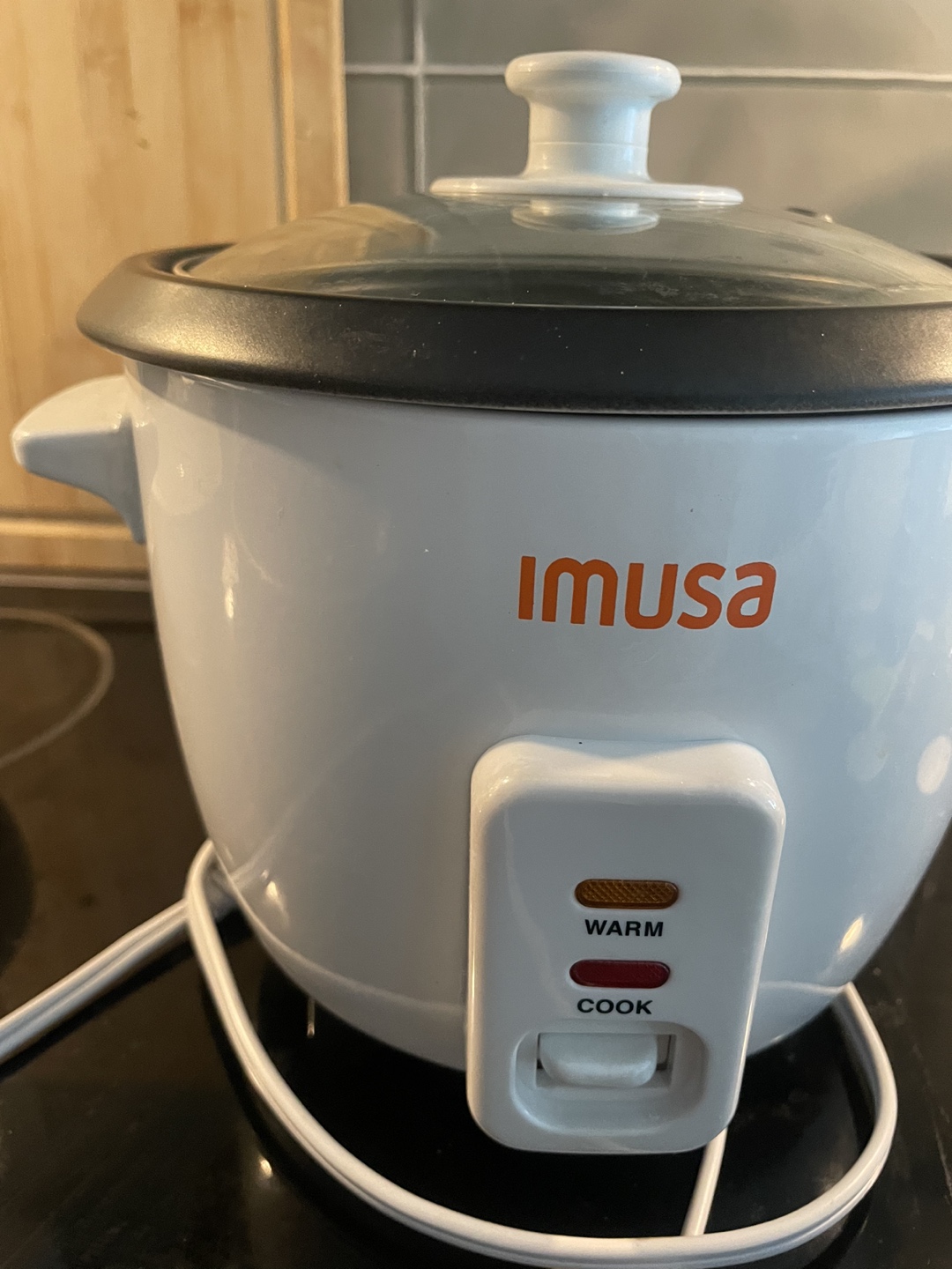 Electric nonstick rice cooker 3-cup (uncooked)
