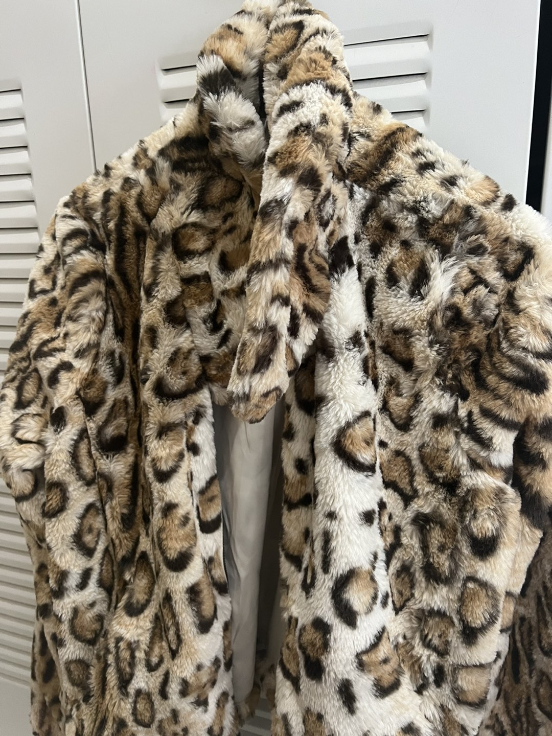 Sweater leopard print thumbnail