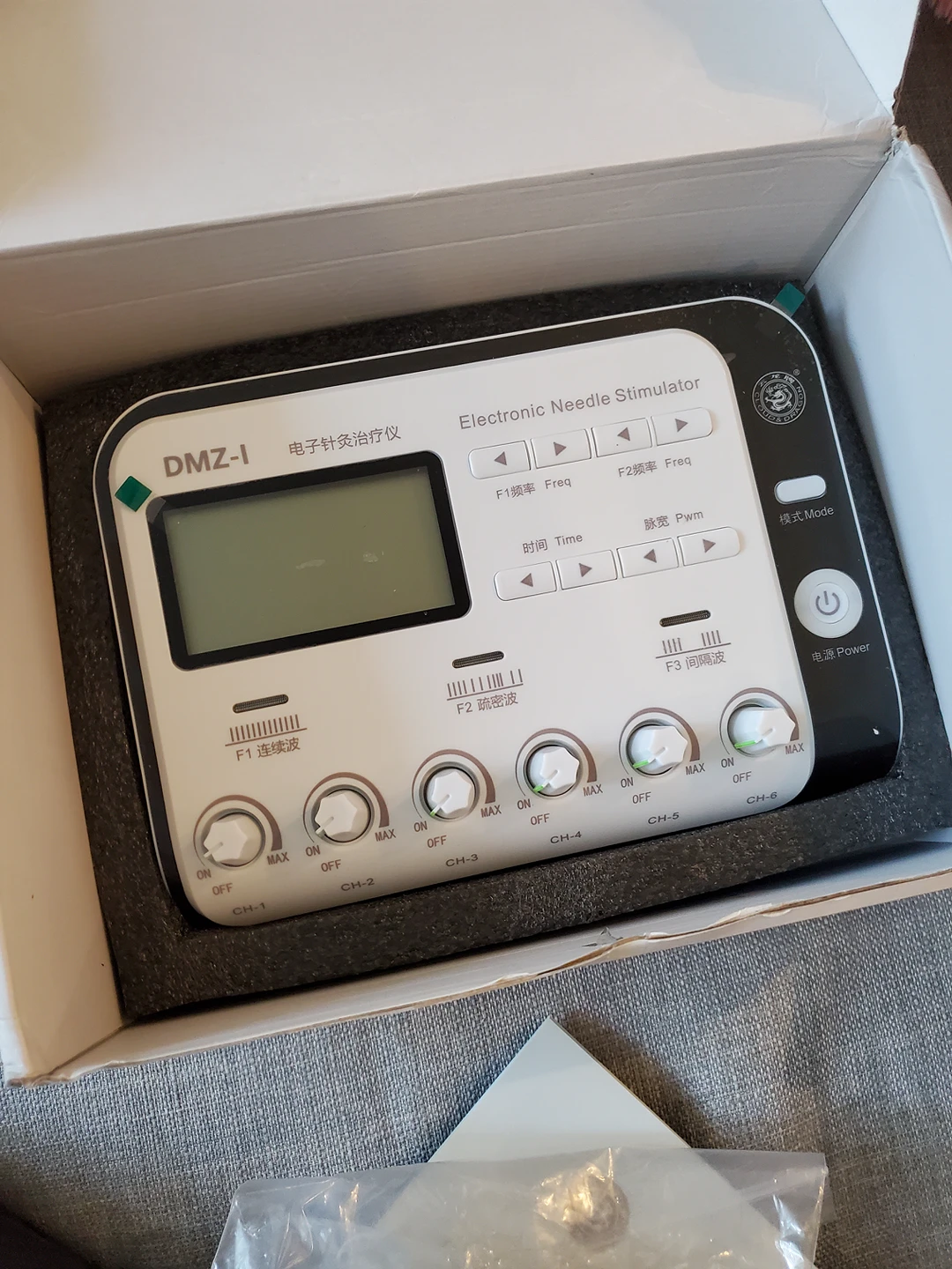 Acupuncture health electro stimulation device