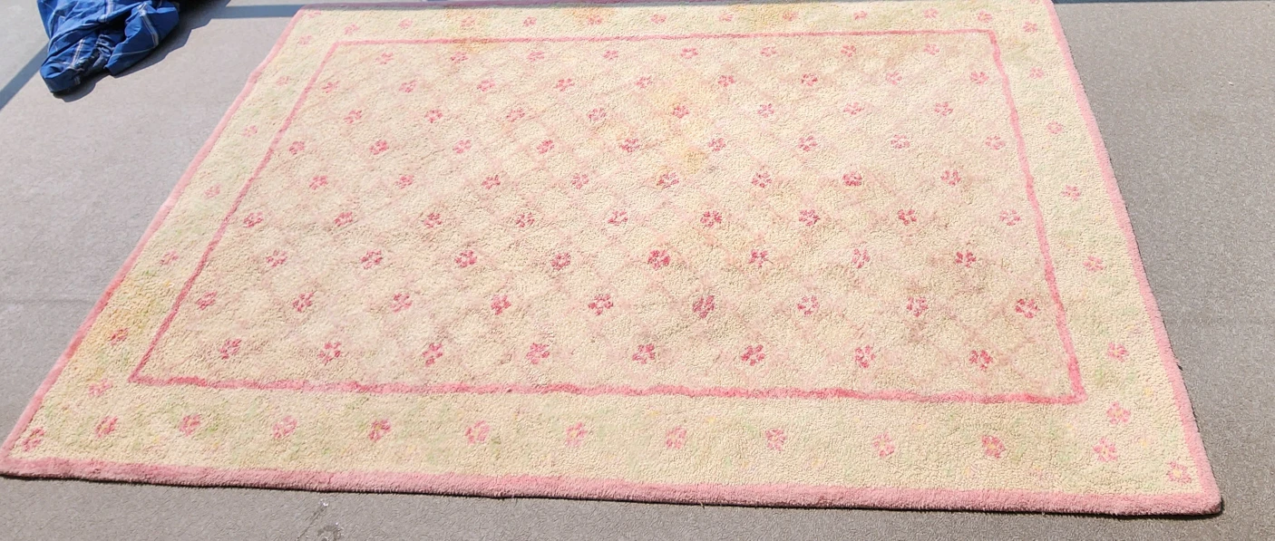 Pottery Barn Tufted Rug / Pink & Cream / Fair Condition thumbnail