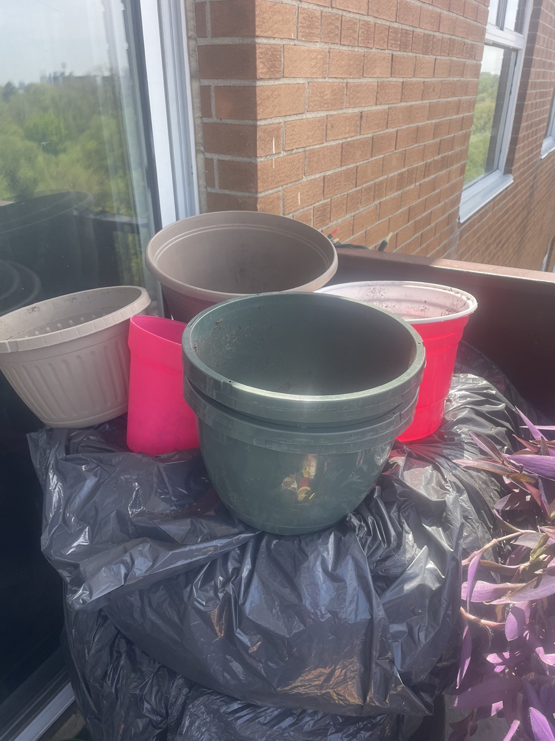 FLOWER POTS - photo 2