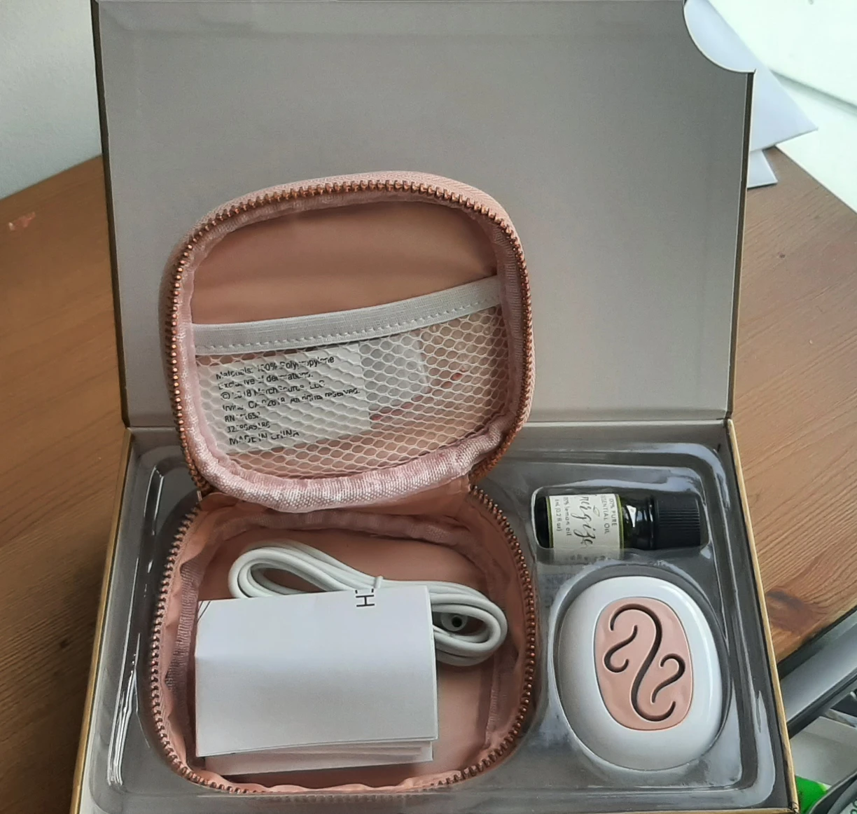 Travel essential oil Dissuser thumbnail