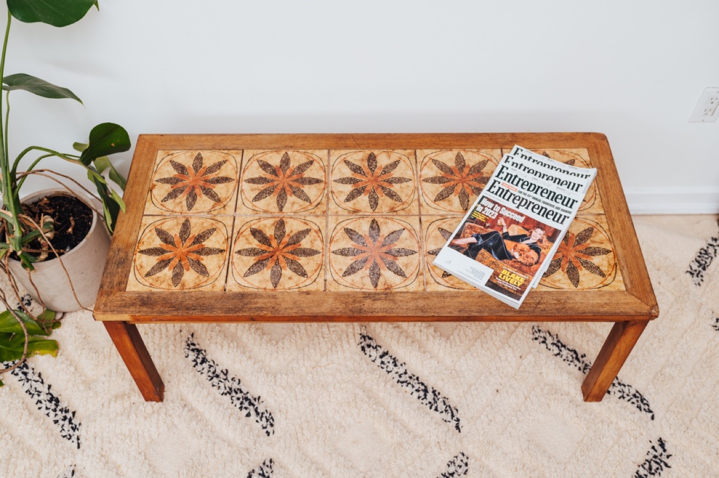 MCM Rustic Tile-Inlay Coffee Table 🤎