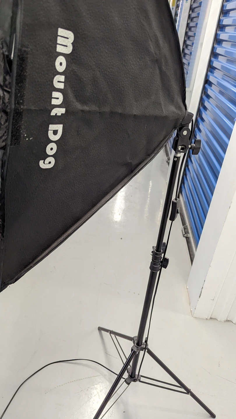 Soft box lighting. mount dog - photo 2