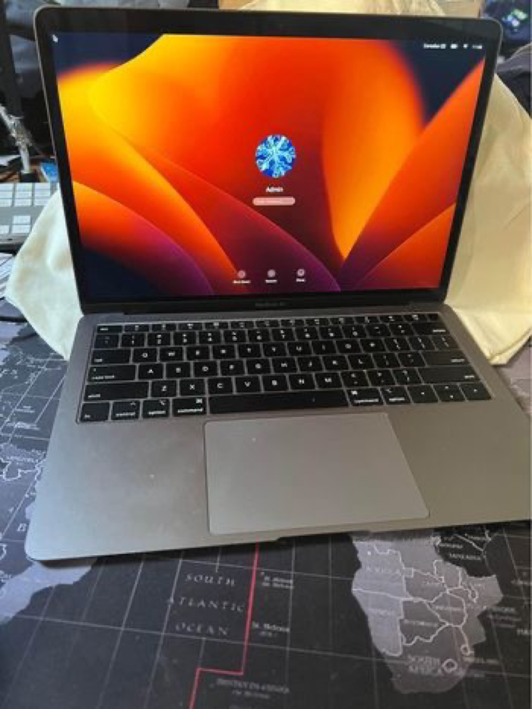 MacBook Air 2019 - near mint