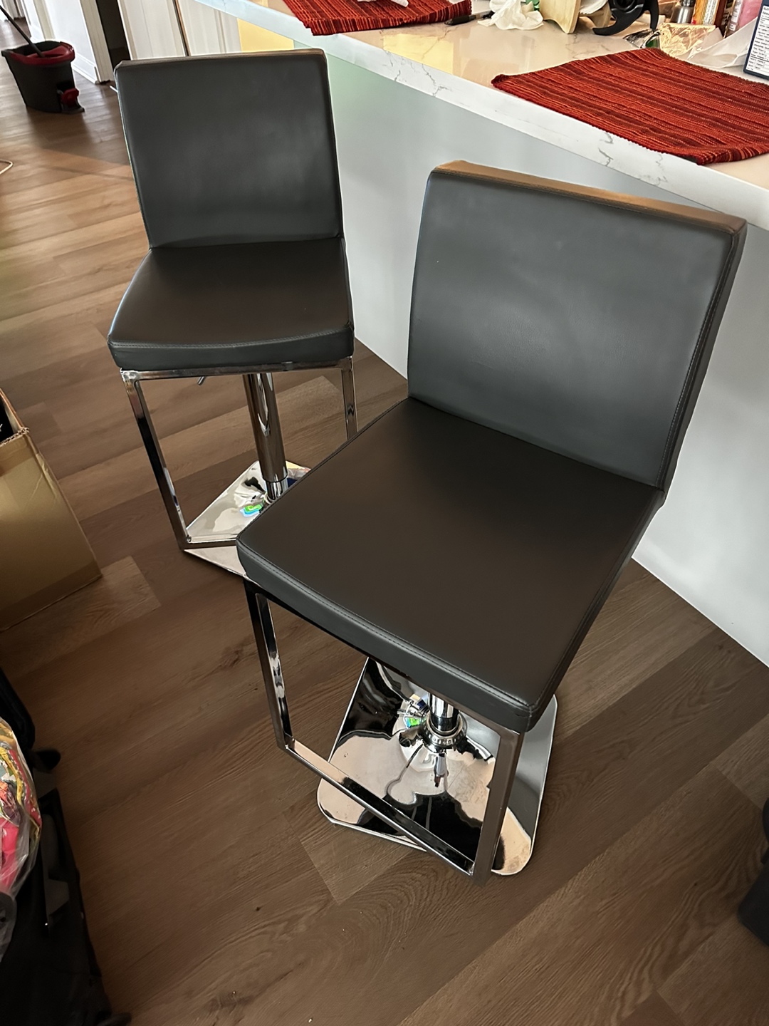 Two bar stools - photo 2