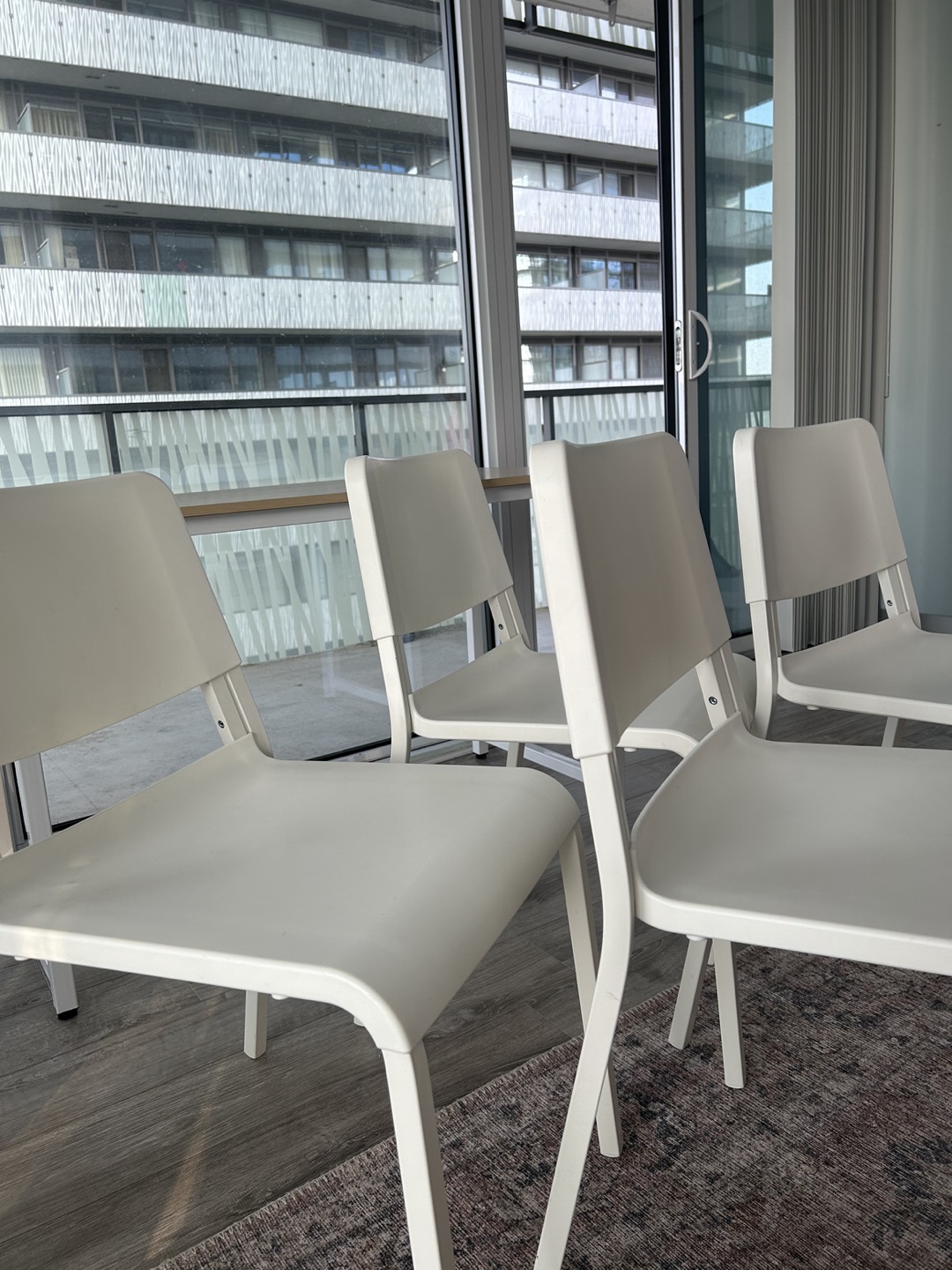 Set of 4 chairs - photo 3
