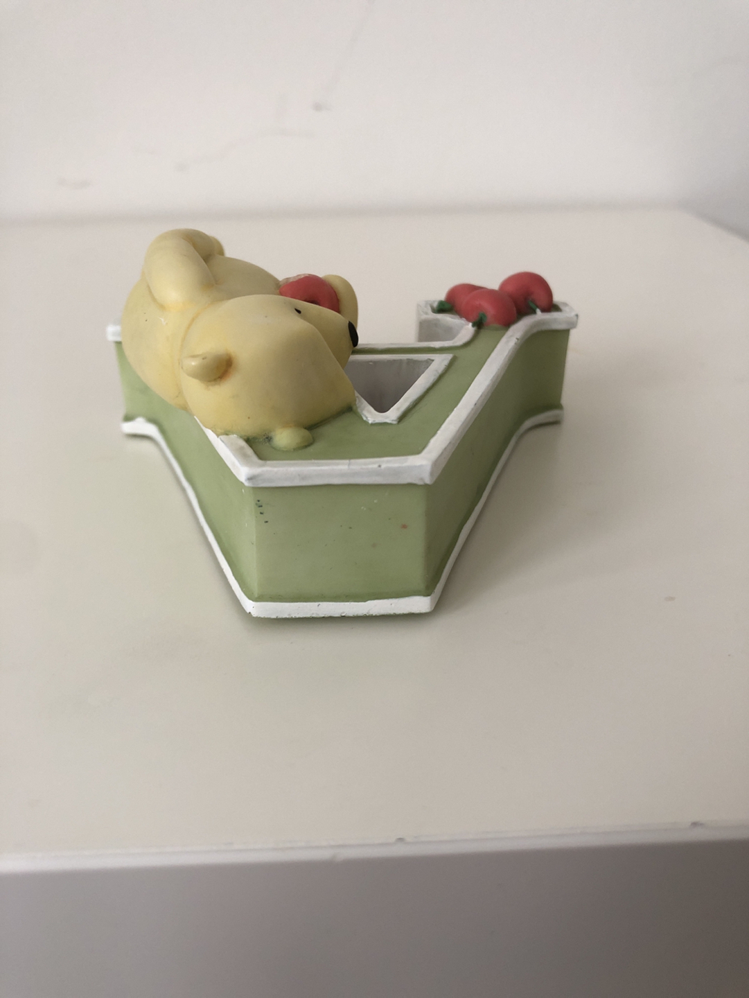 Walt Disney Winnie the Pooh “A for Apples” - photo 4