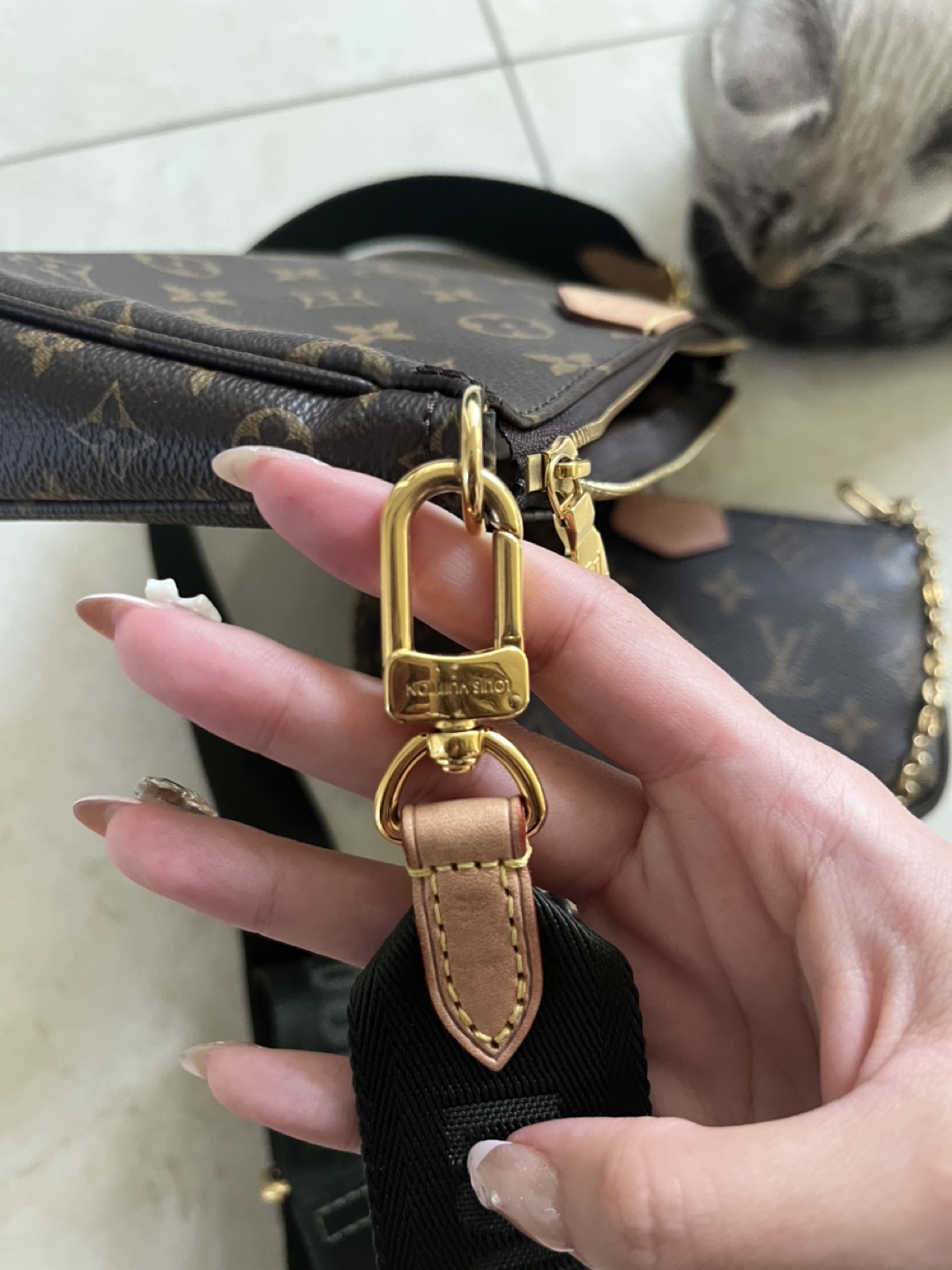 Authentic Louis Vuitton multi pochette accessories - photo 4