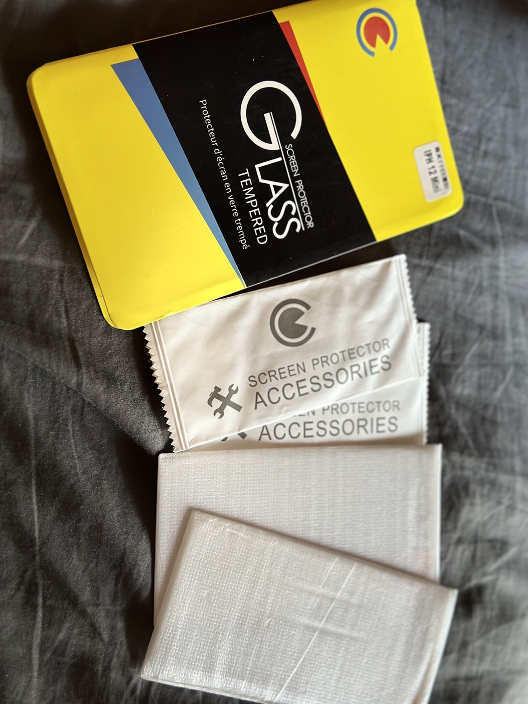 IPhone 12 mini leather case and glass screen protector image indicator(3)