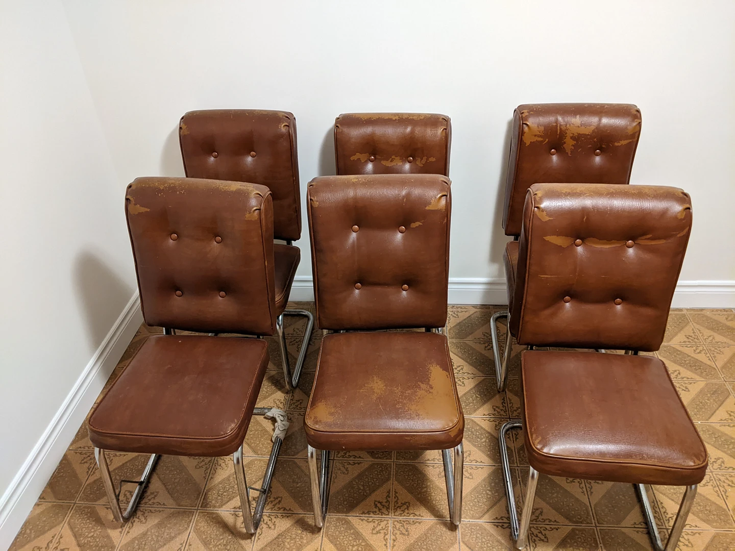 6 Dining chairs thumbnail