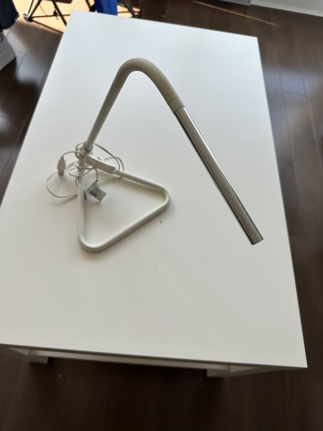 Desk lamp FREE - photo 2