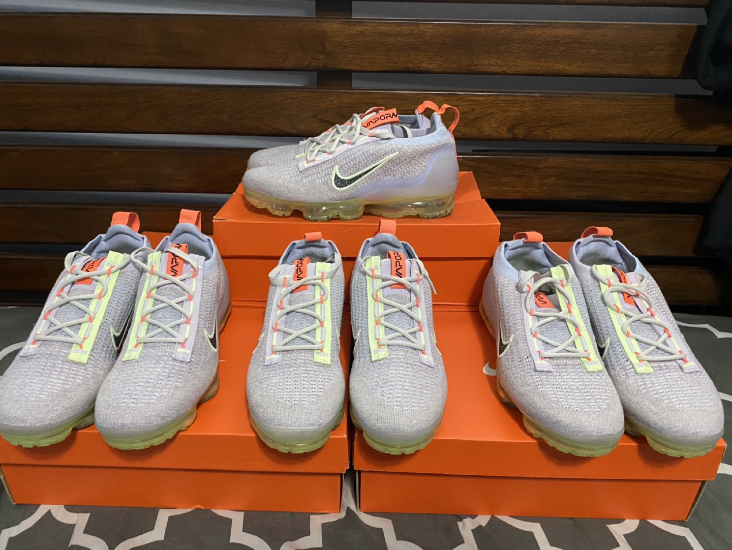 NIKE  VAPORMAX 2021 BLOWOUT SALE (WOMAN) thumbnail