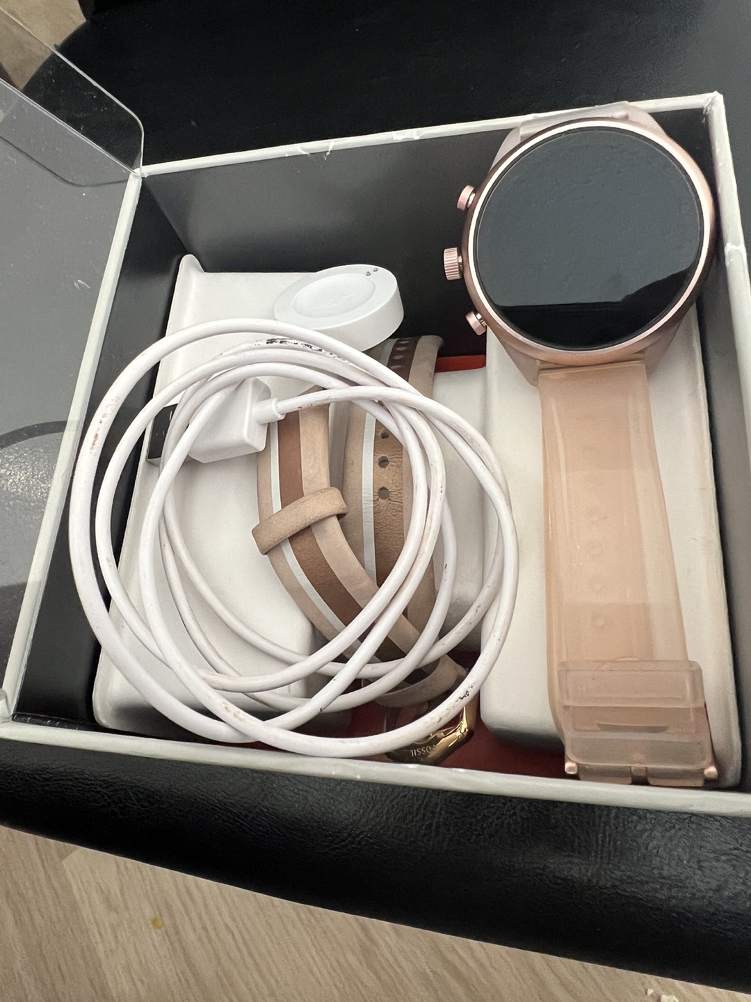 Fossil sport women smart watch - photo 2