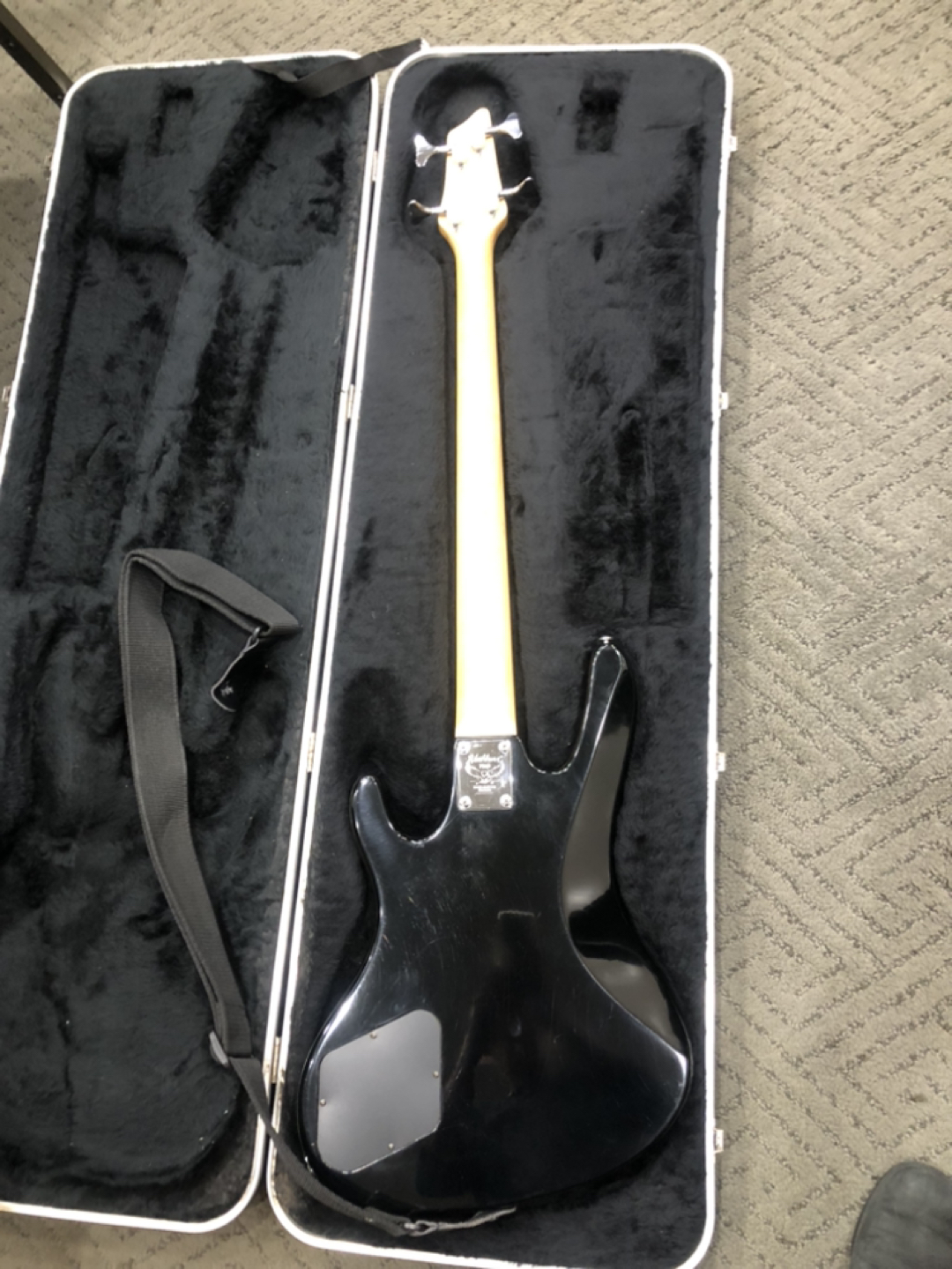 Bass Guitar - photo 4