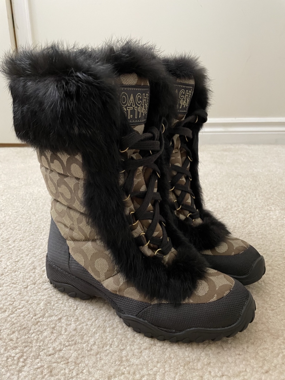 Coach boots size 6 1/2 thumbnail