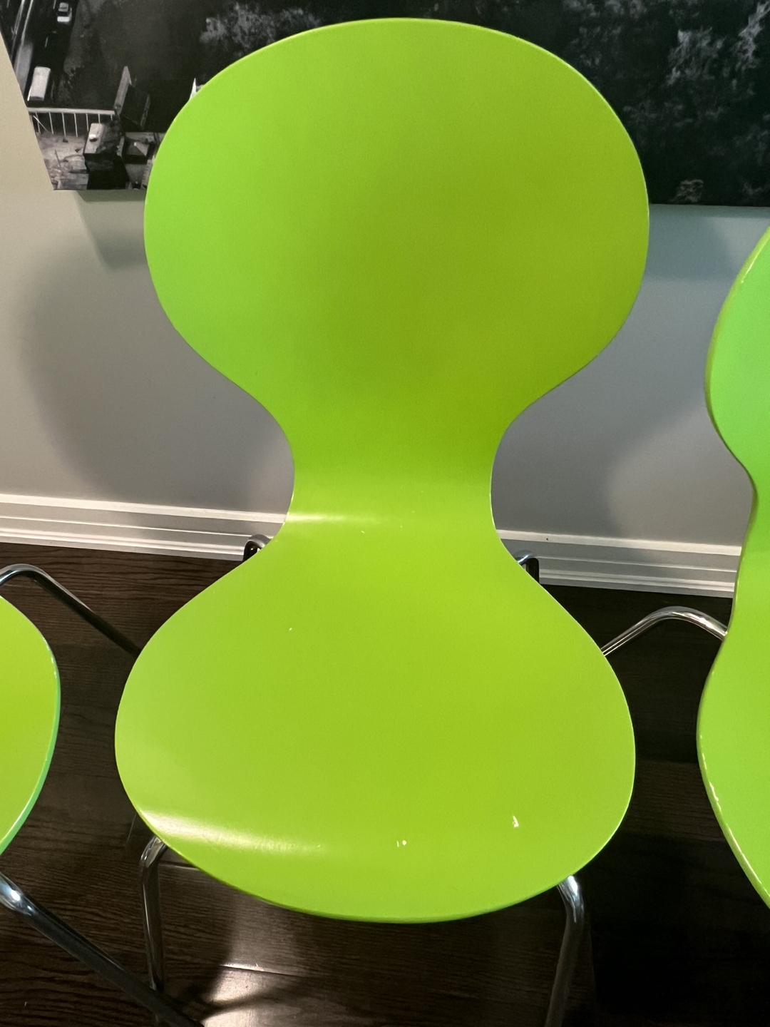 Set of 4 Dining Chairs image indicator(4)