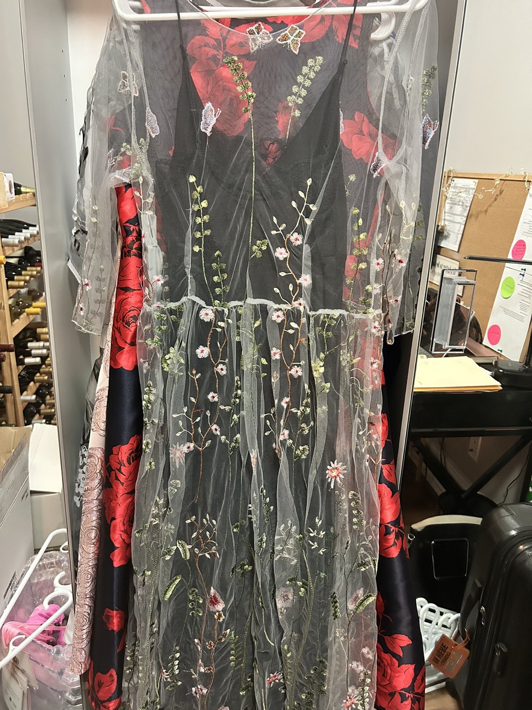 Dresses mint condition image indicator(2)