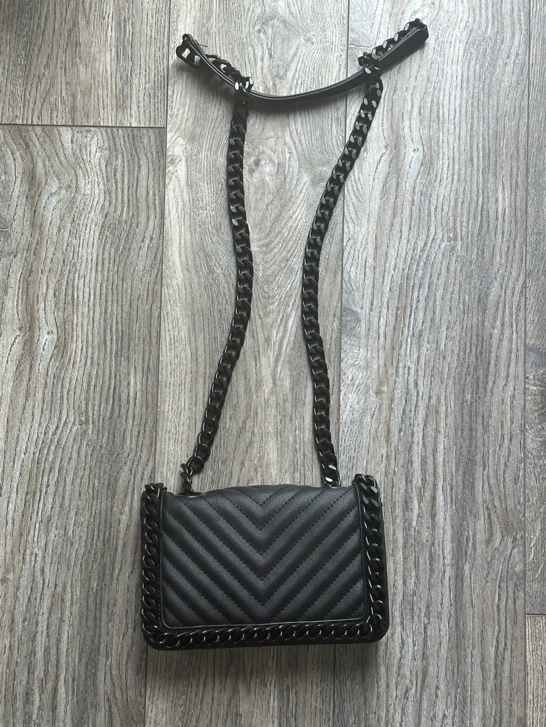 AlDO black bag thumbnail