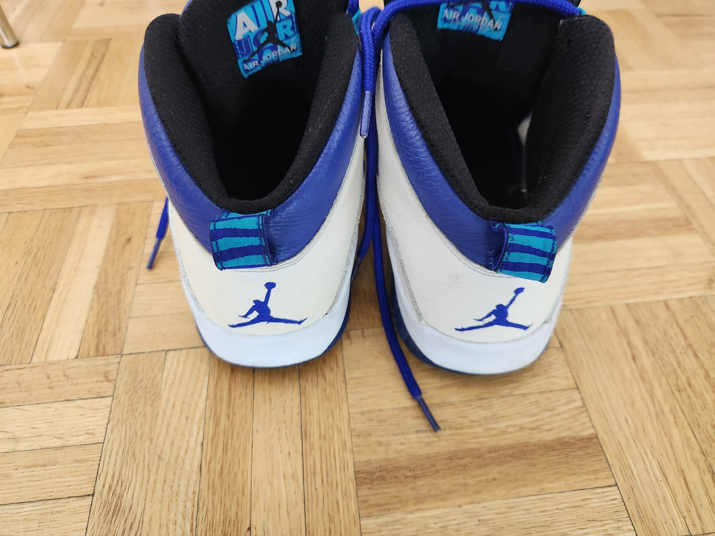 Jordan 10 Retro Charlotte (2016) - photo 5