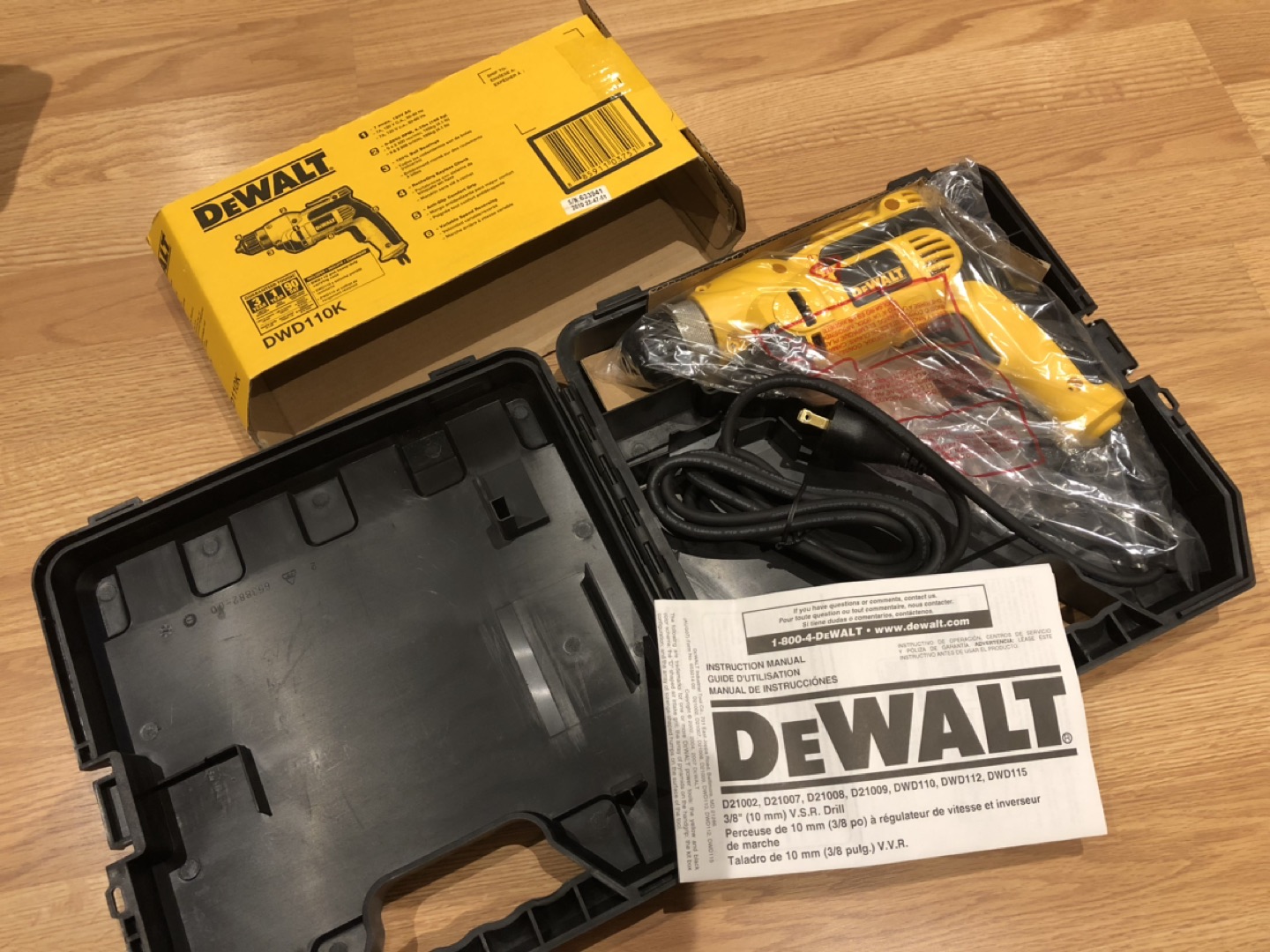 DeWalt Corded Drill, Heavy-Duty 3/8” image indicator(3)