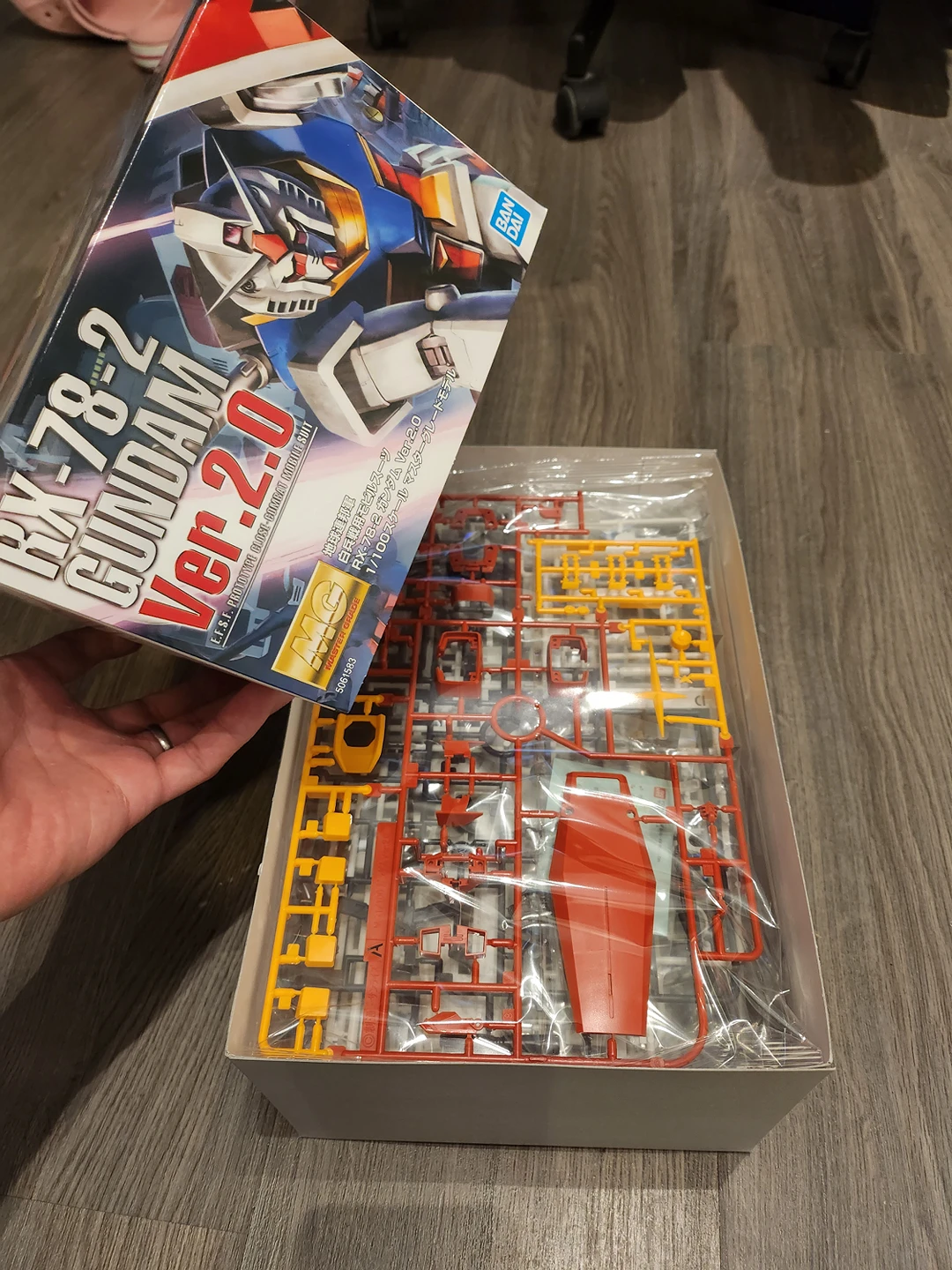 Bandai MG Gundam RX 78 2 2.0 (Sealed) (Brand New) image indicator(2)