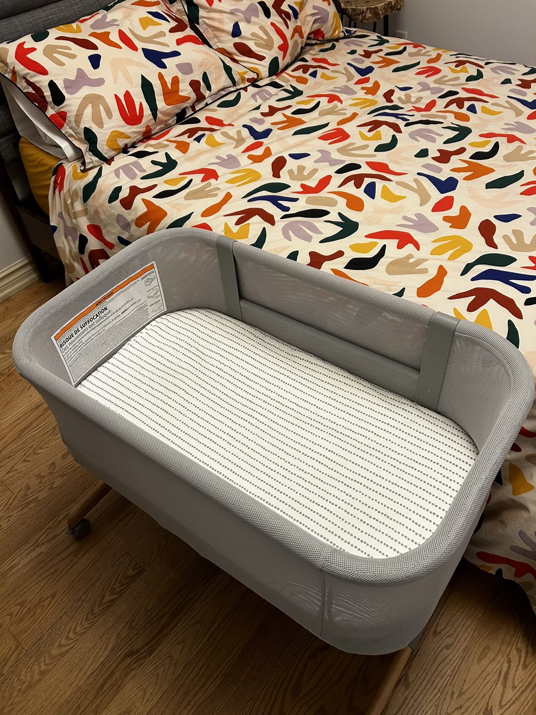 SKIP HOP COZY-UP 2-IN-1 BEDSIDE SLEEPER & BASSINET - photo 2