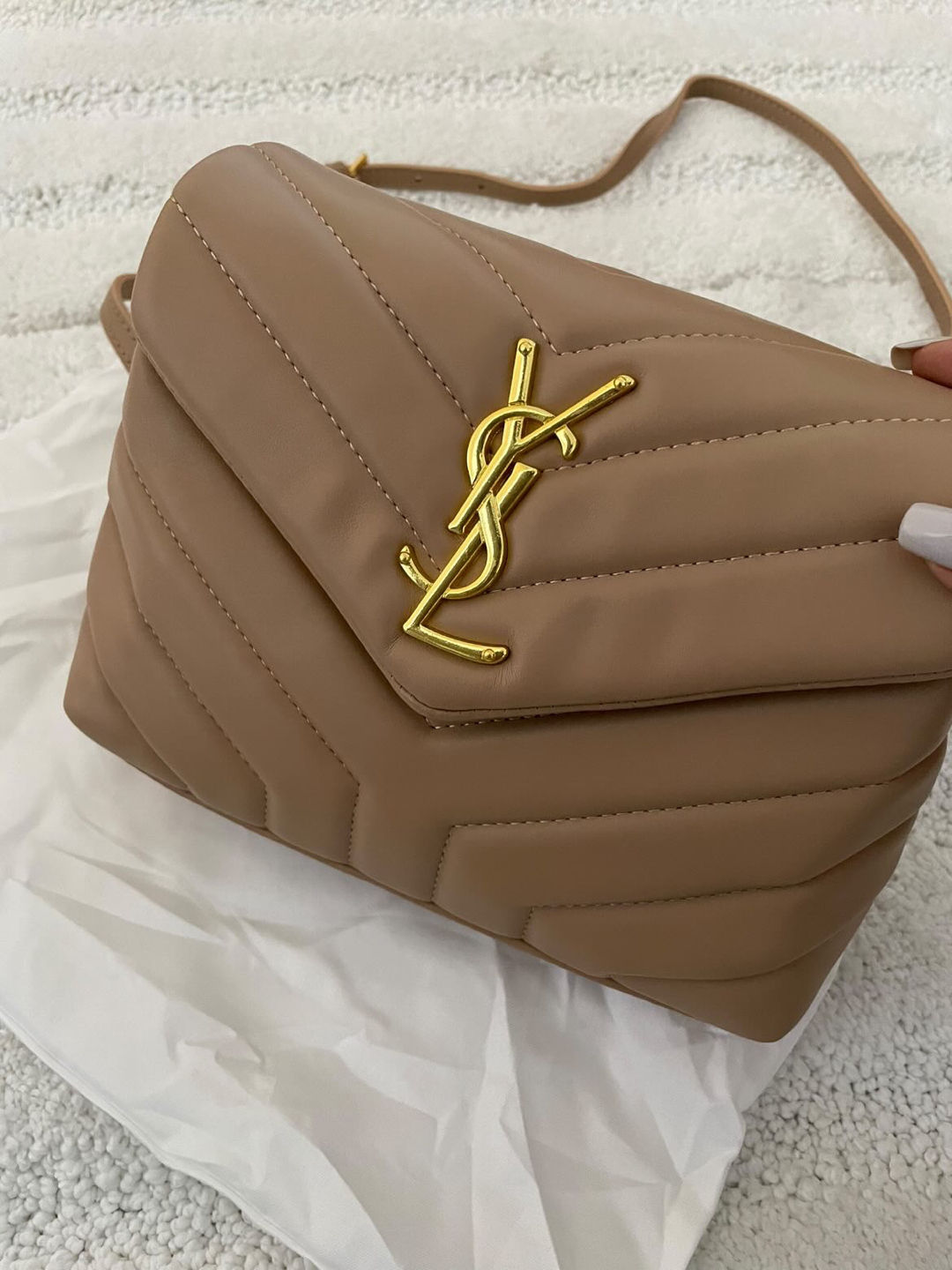 Women bag thumbnail