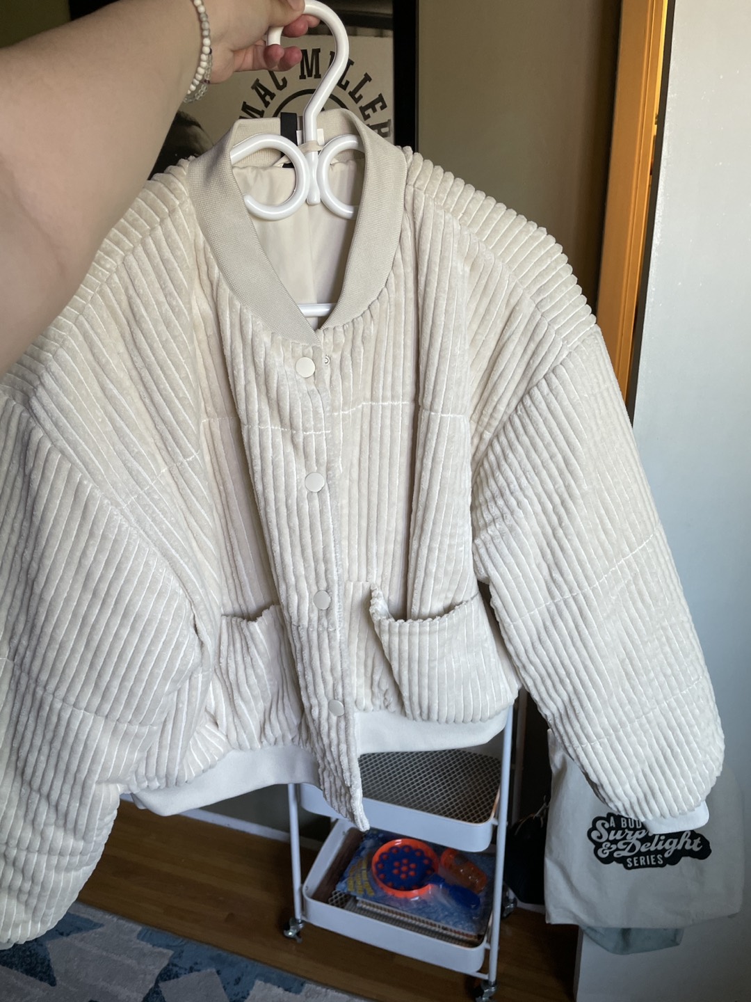 Corduroy Cream Jacket image indicator(2)