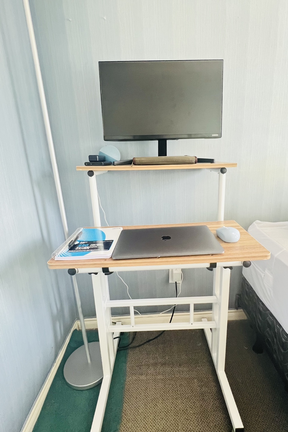 Moving sale - Adjustable computer/laptop desk thumbnail