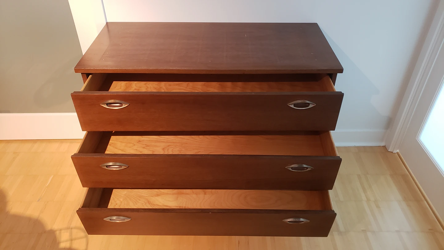 3-Drawer Antique Dresser - photo 3