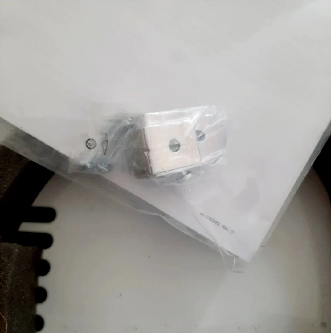 Like New GE 5000 BTU ROOM AIR CONDITIONER image indicator(6)