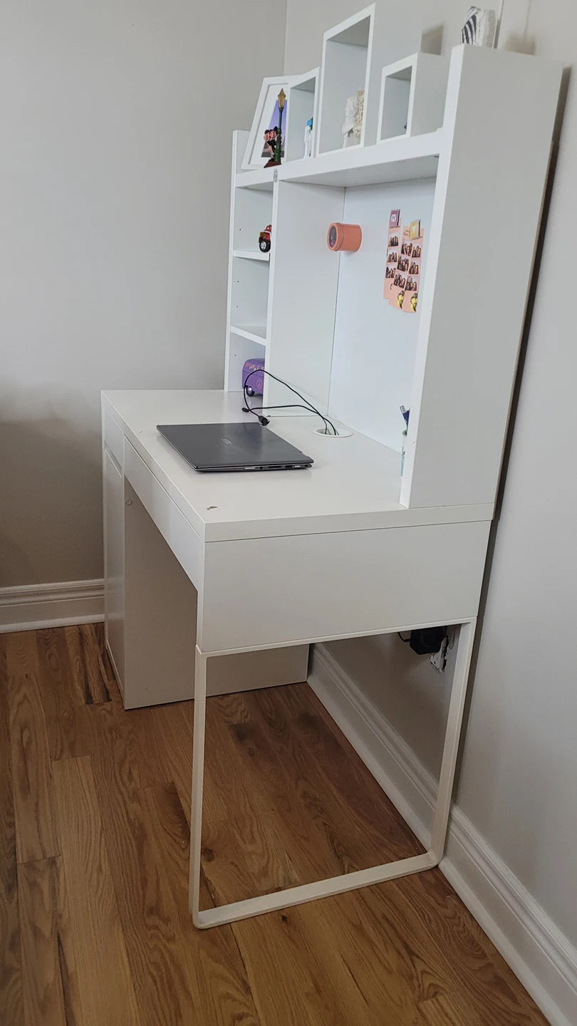 Ikea desk - photo 2