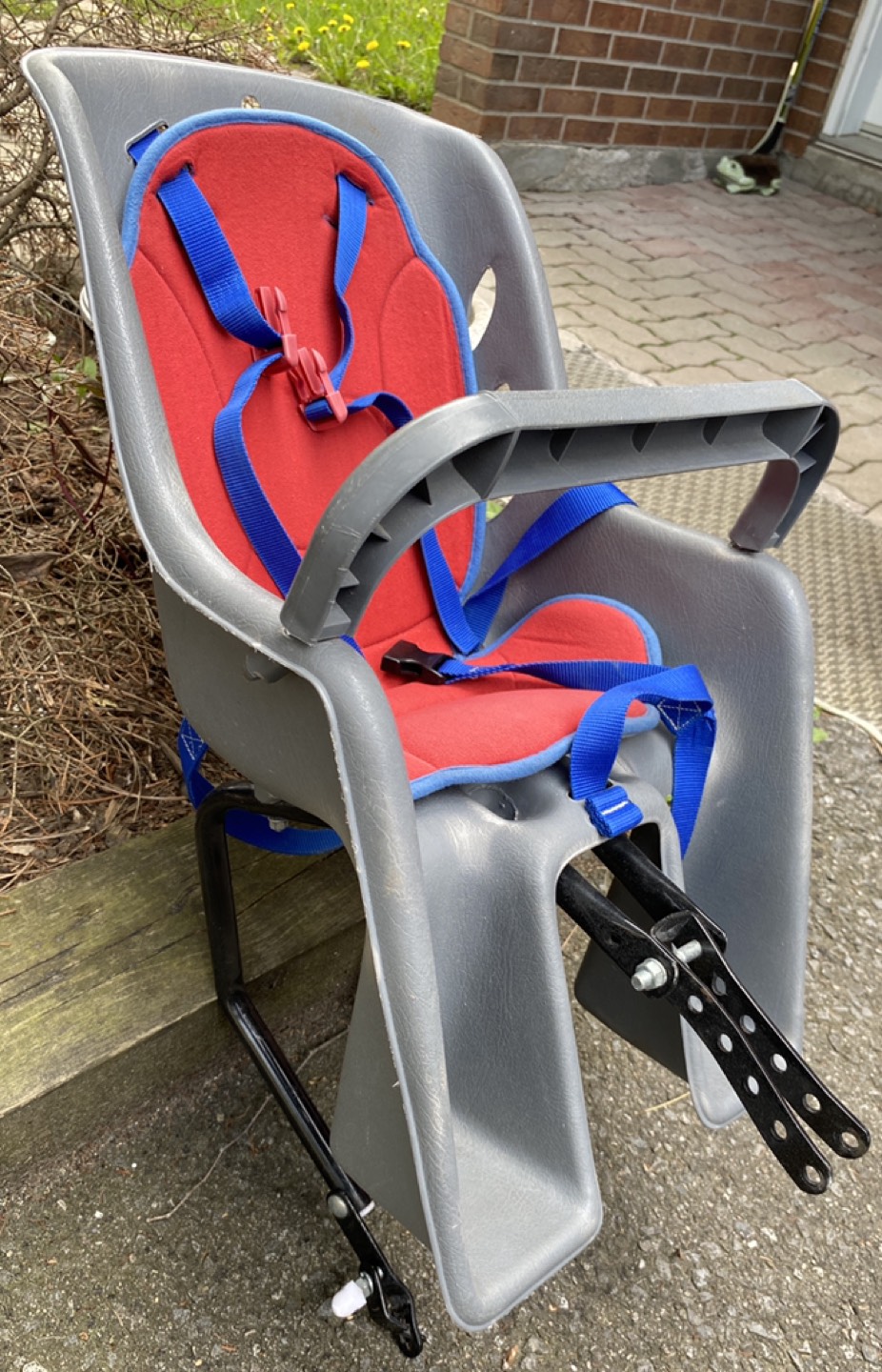 Toddler seat for back of bicycle🌱 thumbnail