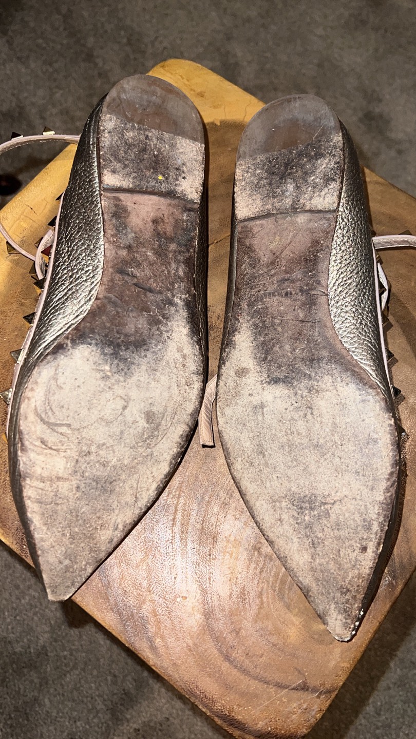 Pre Loved Valentino Flats - photo 4