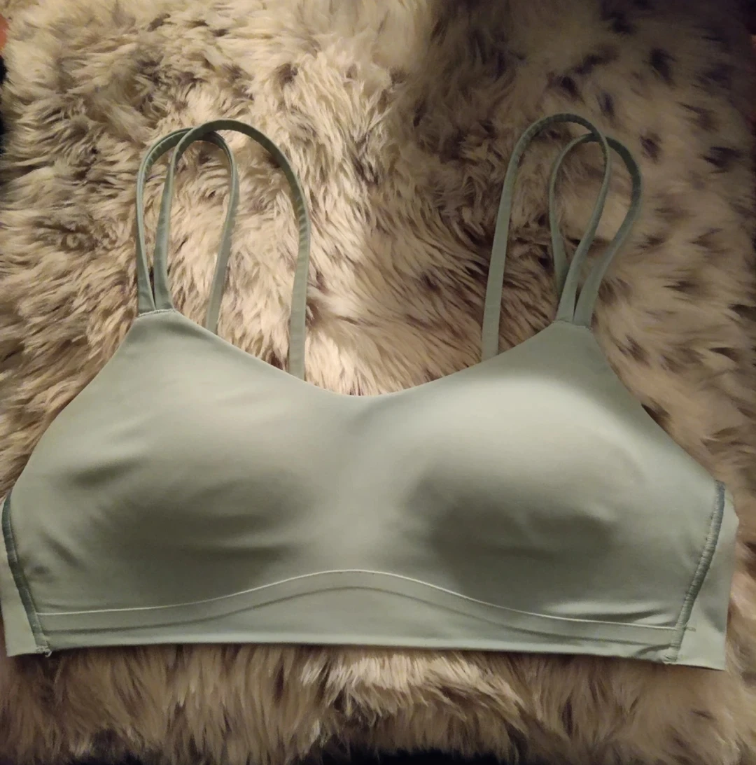 LuLu Lemon Sports Bra Size6