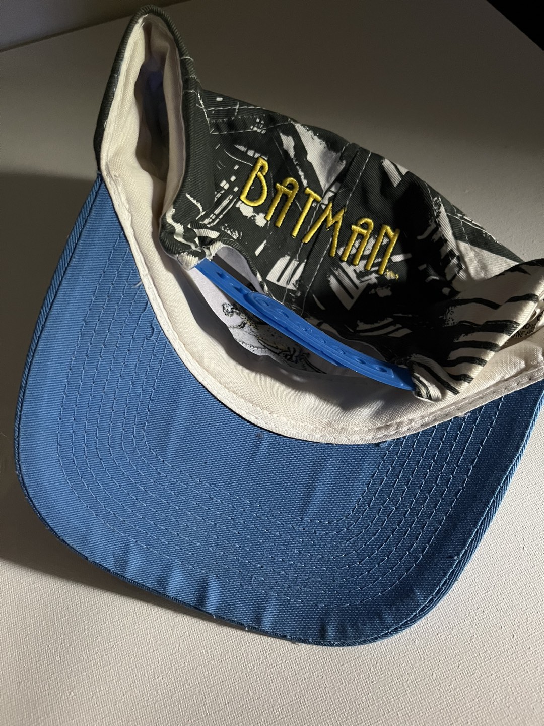 Vintage Batman animated series SnapBack 90s starter new era DC image indicator(3)
