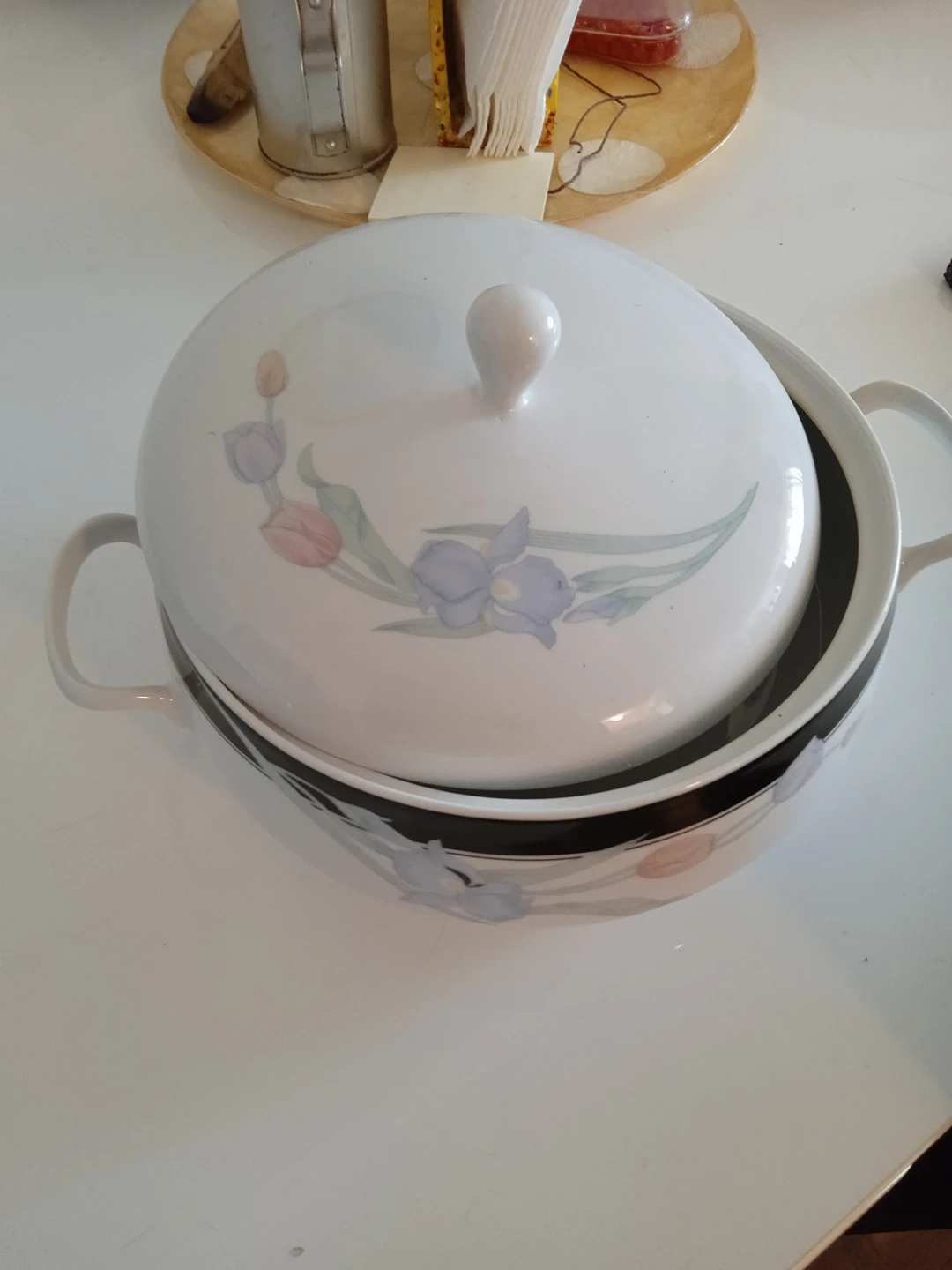 flower pot and lid, microwave and dishwasher safe thumbnail