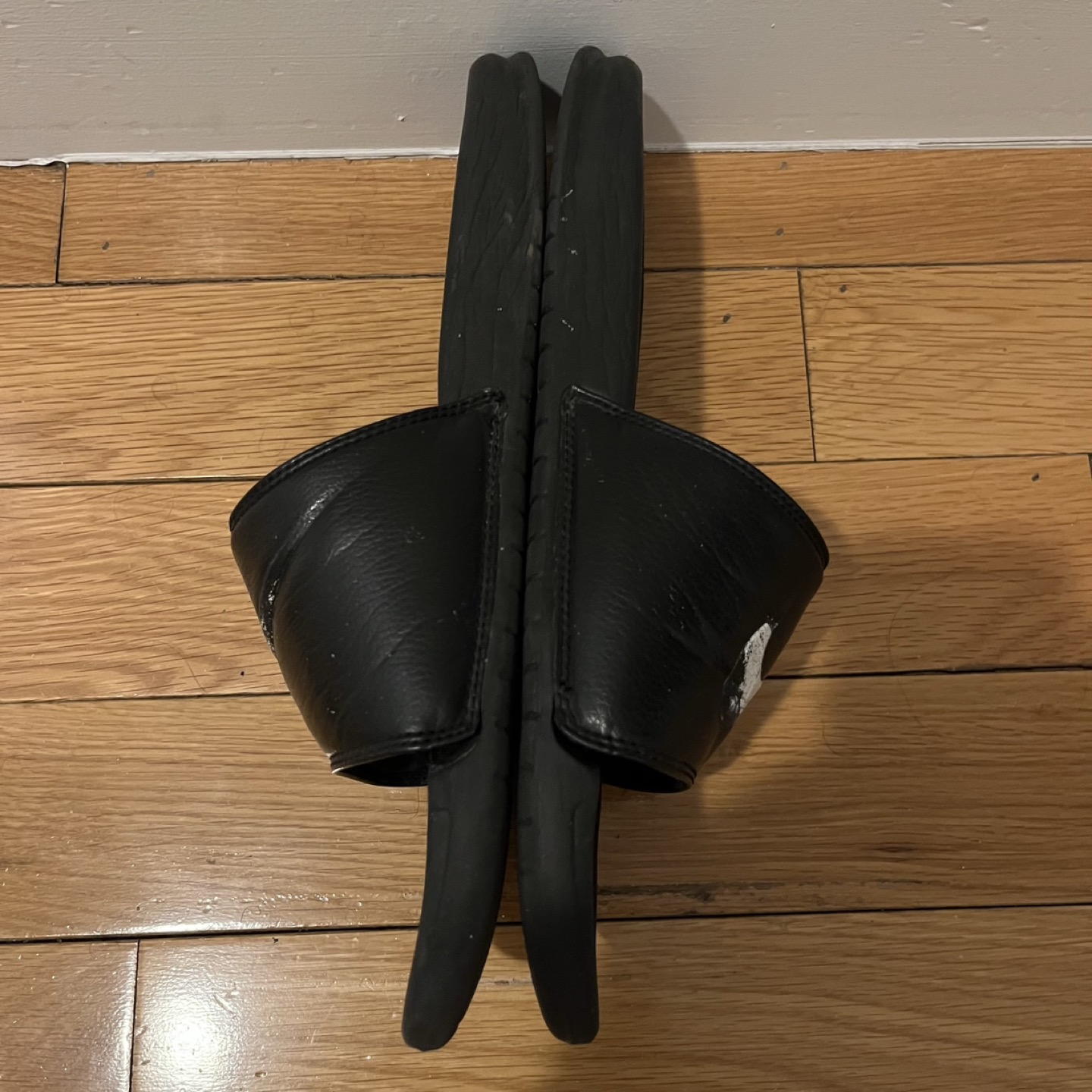 Nike Slides in black - photo 3