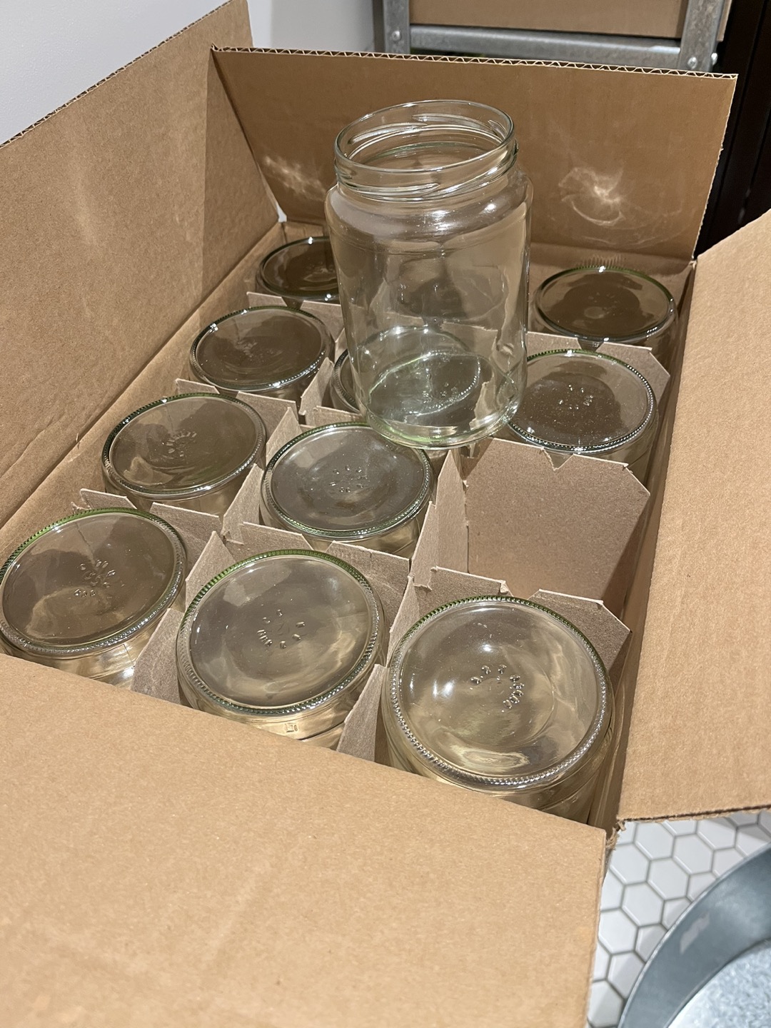 Glass Jars- Cases of 12 in a variety of sizes - photo 2