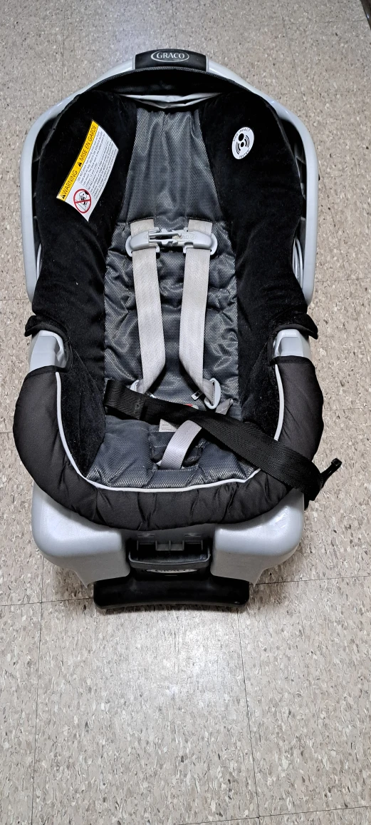 car seat for baby thumbnail