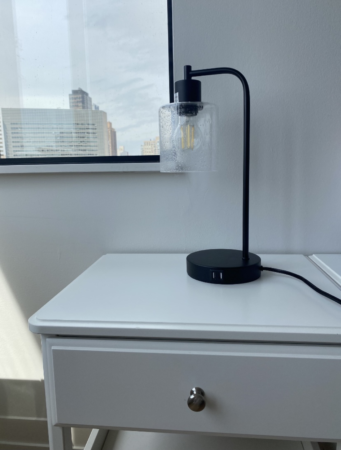 Black lamp