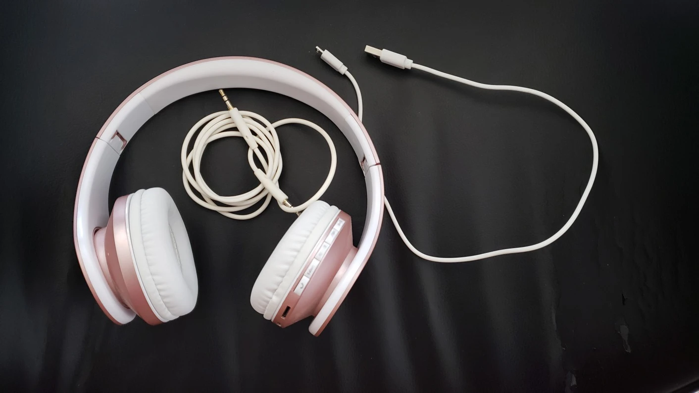 Headphone for quick sale thumbnail