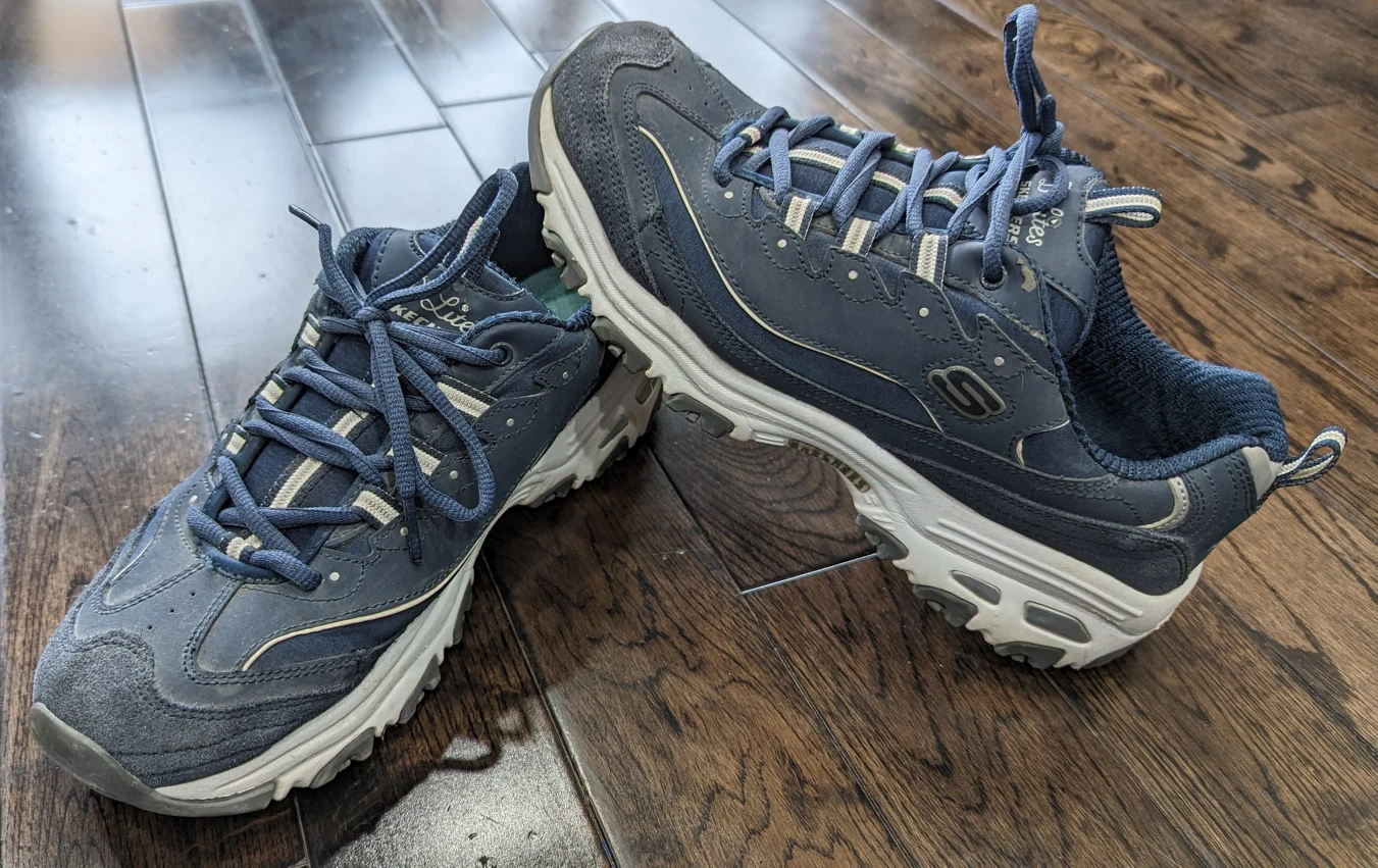 women's Skechers shoes - photo 2