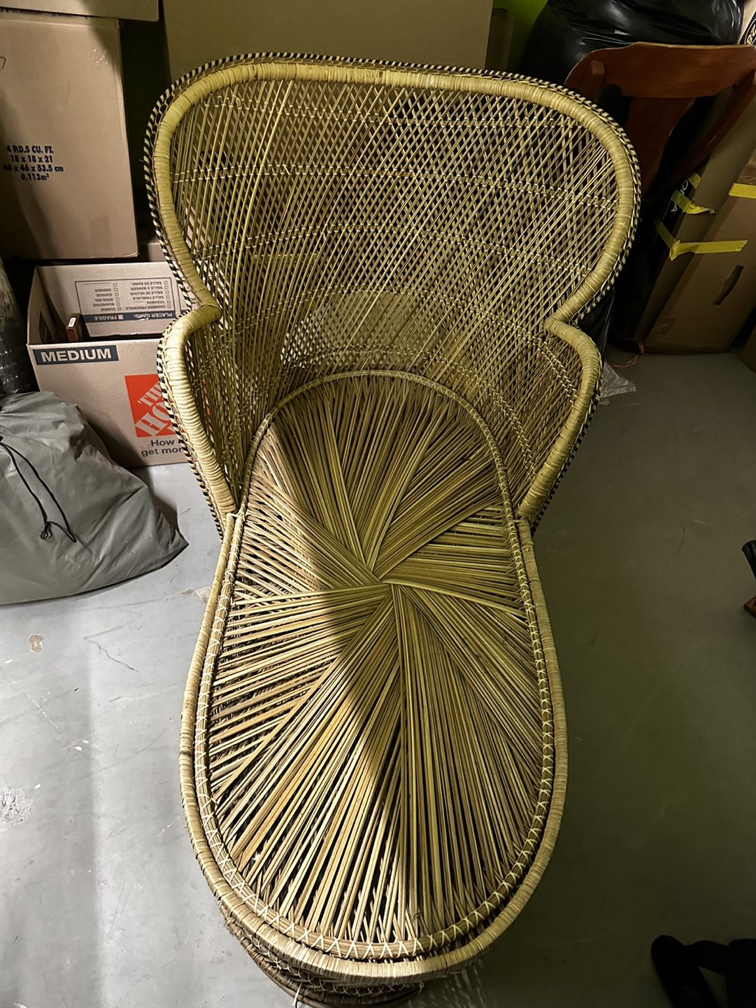 Vintage Wicker Chaise & Bar cart image indicator(2)