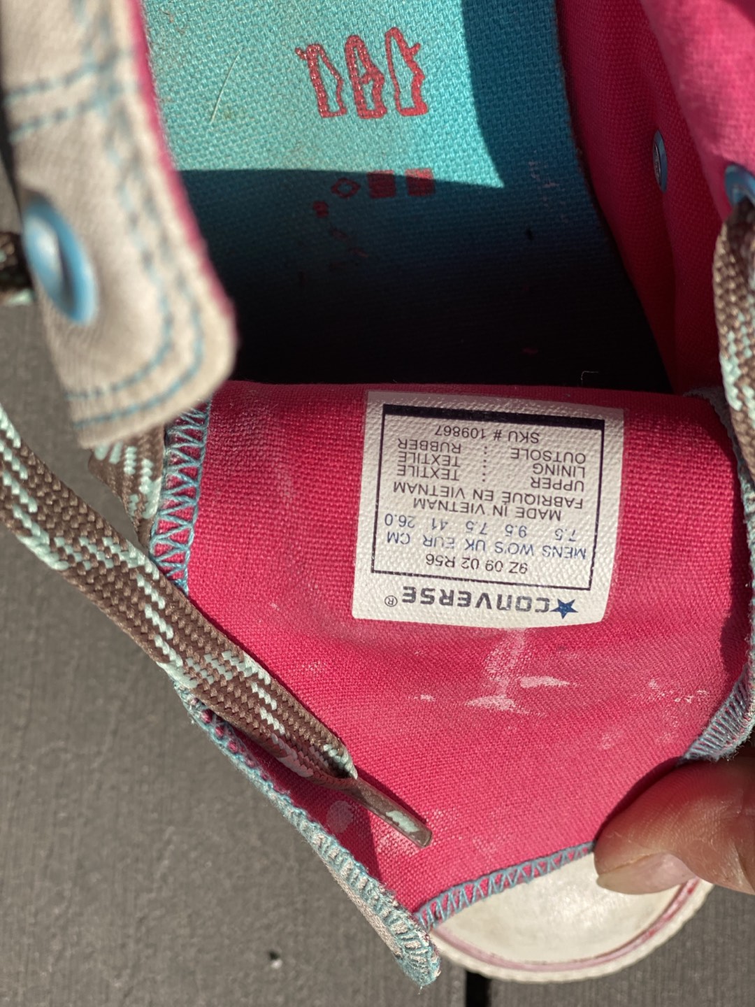Converse size 9.5 women